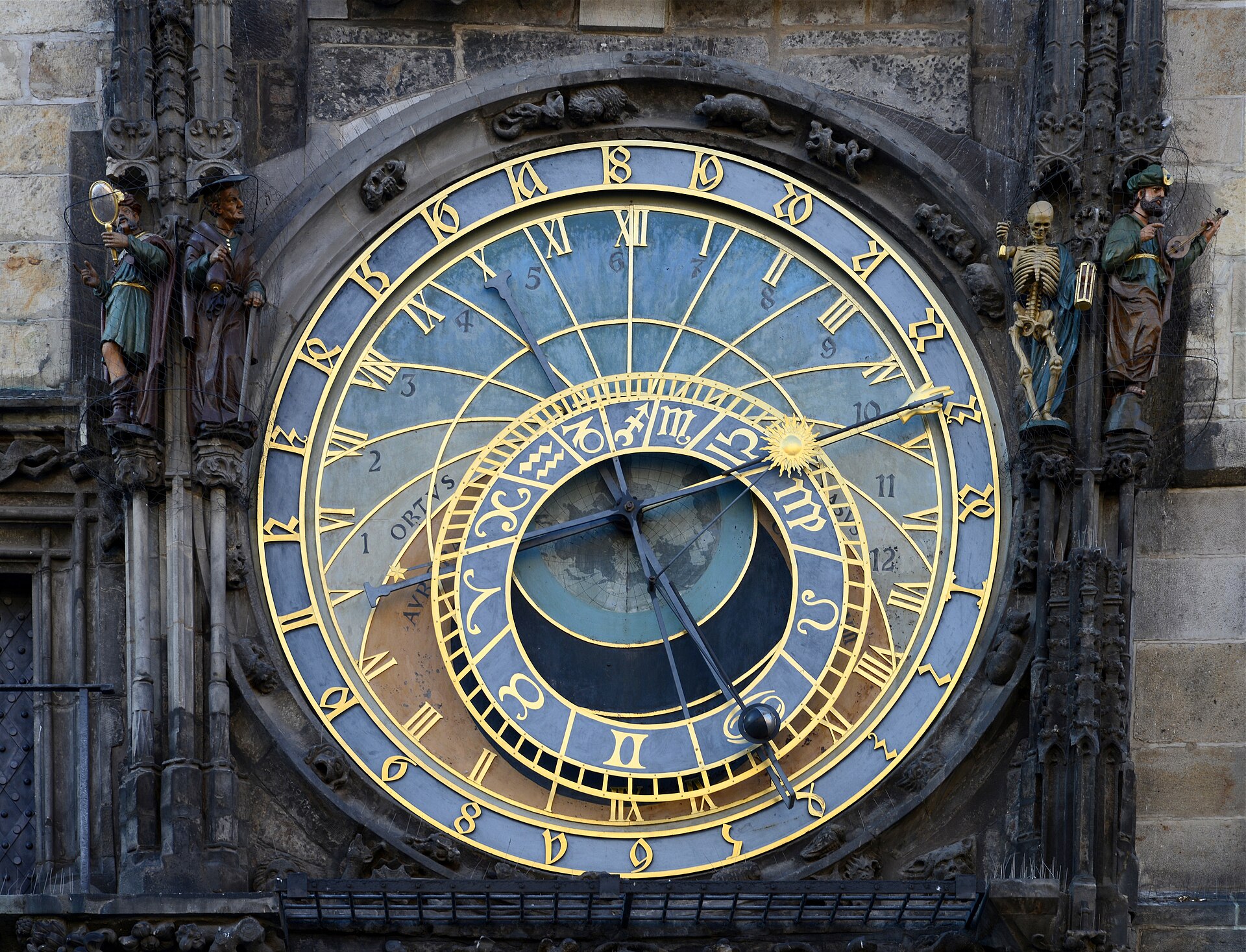 L'Astronomical Clock nella Old Town Square di Praga, uno dei simboli più iconici della capitale ceca.