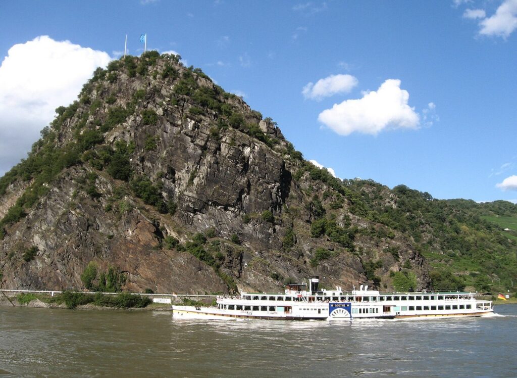 La rupe della Loreley sul Reno, nella valle del Medio Reno